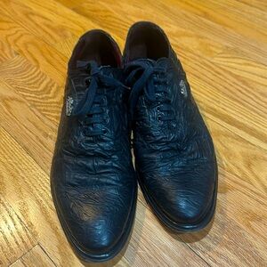 Men’s dress shoes